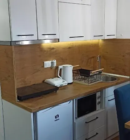 Nina, Kopaonik, Brzece, Kod Gondole