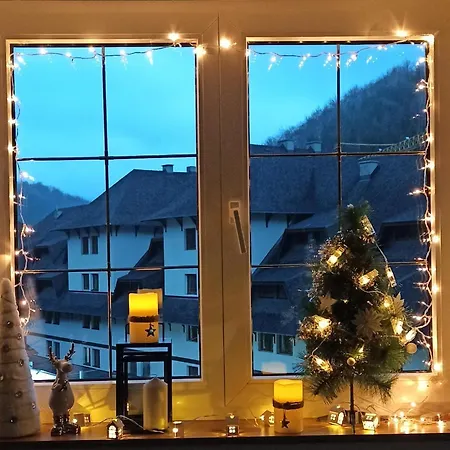 Nina, Kopaonik, Brzece, Kod Gondole